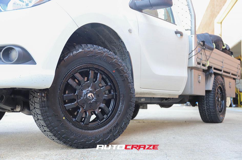 MAZDA BT 50 SLEDGE MATTE BLACK